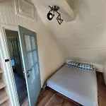 Warminska Przystan - Dom Caloroczny