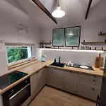 Warminska Przystan - Dom Caloroczny Дом отдыха