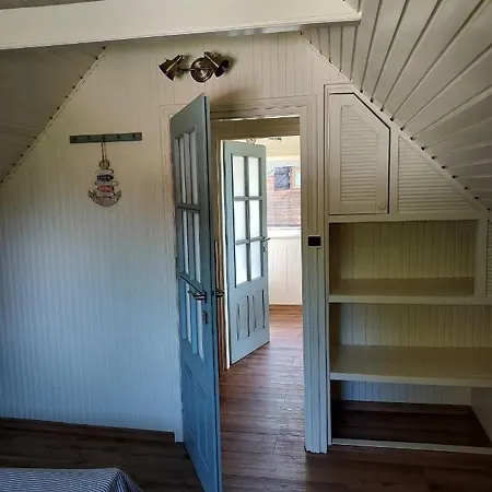 Warminska Przystan - Dom Caloroczny