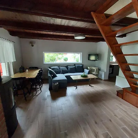 Warminska Przystan - Dom Caloroczny Holiday home